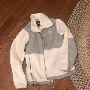 Small white fleece north face Jacket